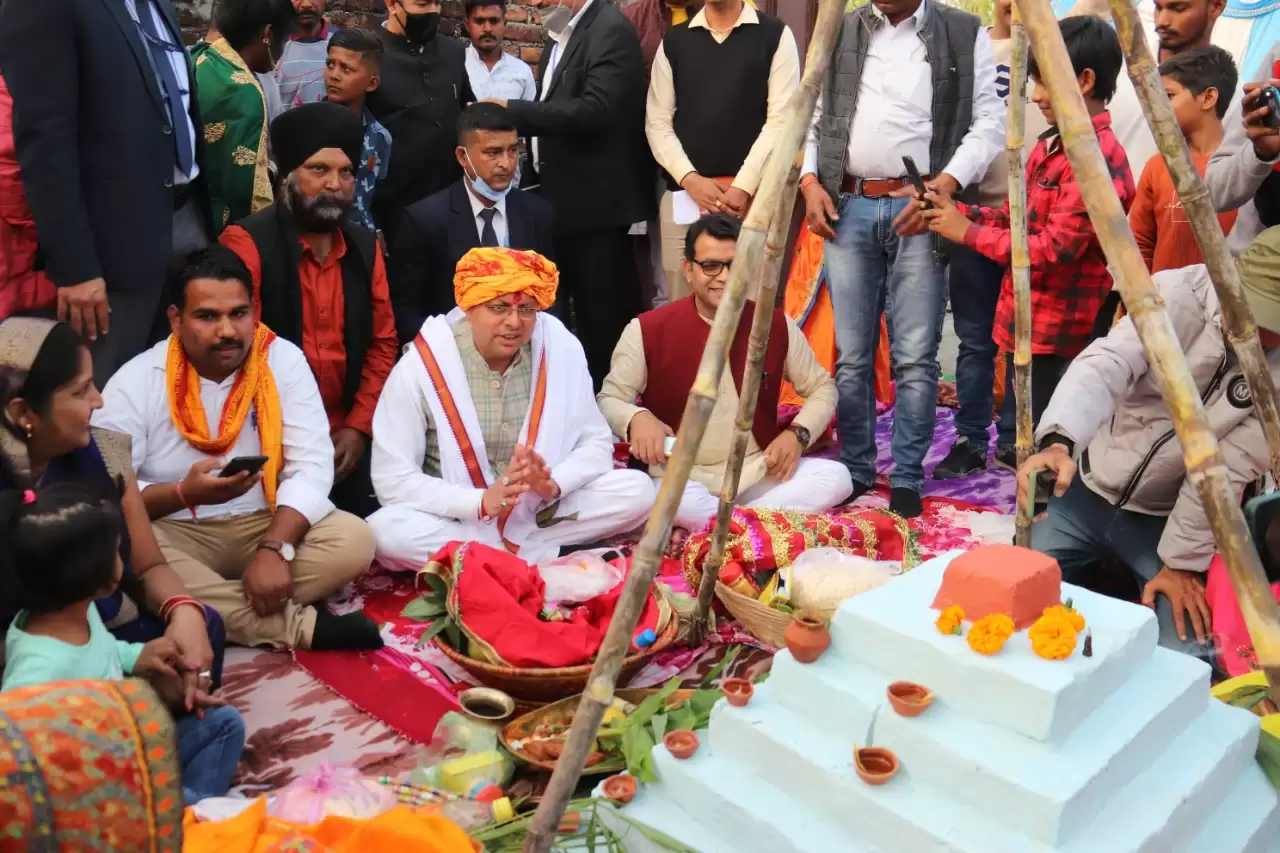 CM पुष्कर सिंह धामी छट पूजा कार्यक्रम में हुए शामिल, कहा छठी मईया की कृपा सदैव सभी पर बनी रहे
