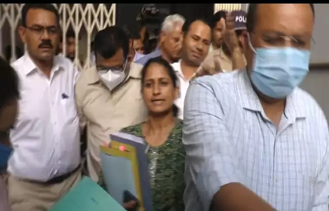 उत्तराखंड : कोर्ट ने निलंबित आईएएस अधिकारी रामविलास यादव को न्यायिक हिरासत में जेल भेजा