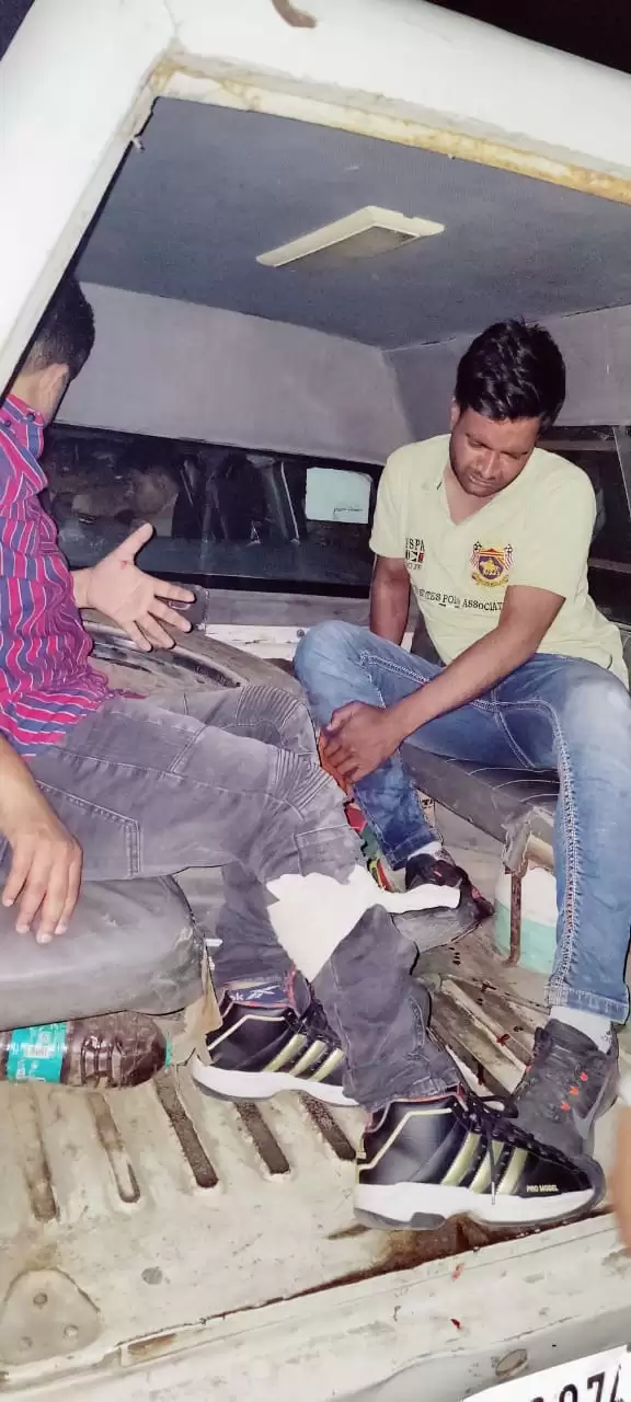 गाजियाबाद : पुलिस मुठभेड़ में दो बदमाशों को लगी गोली, गिरफ्तार