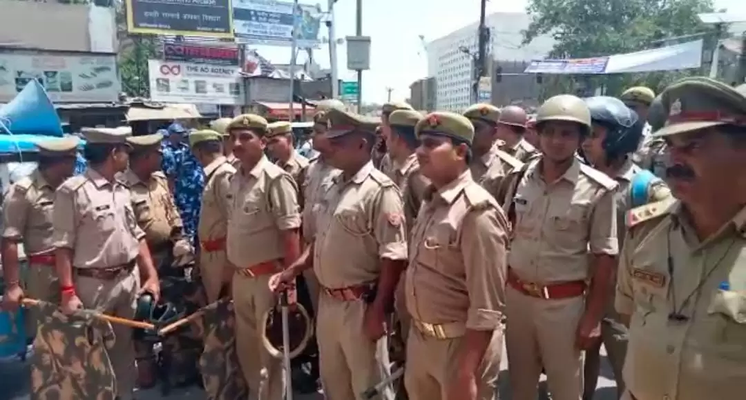 जुमे की नमाज पर कानपुर पुलिस अलर्ट, सीसीटीवी कैमरें व ड्रोन से हो रही निगरानी
