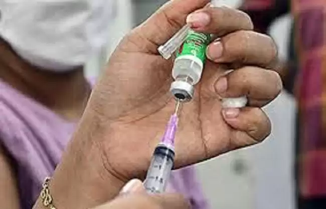 ब्रिटिश जर्नल का दावा, कोरोना टीकाकरण ने बचाई 42 लाख से ज्यादा भारतीयों की जान