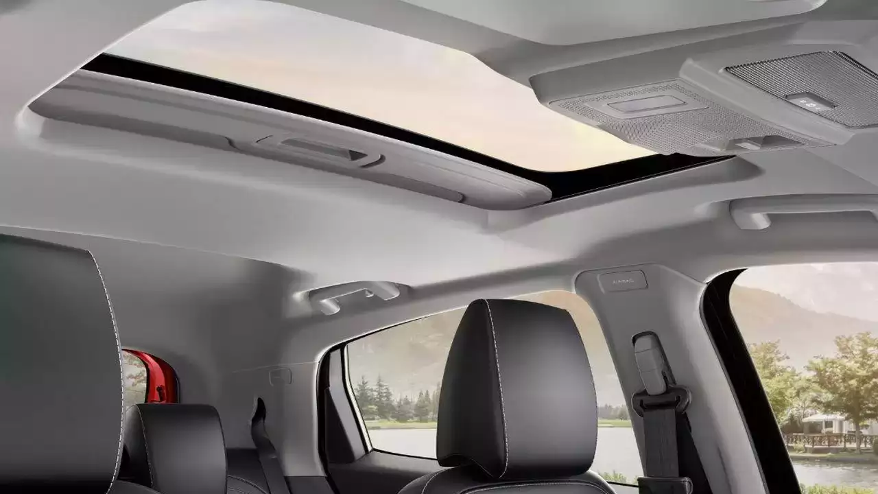 CNG Cars with Sunroof