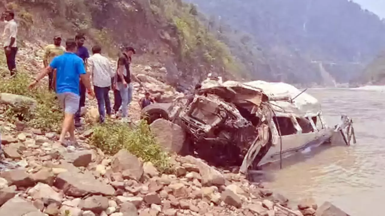  Uttarakhand road accident