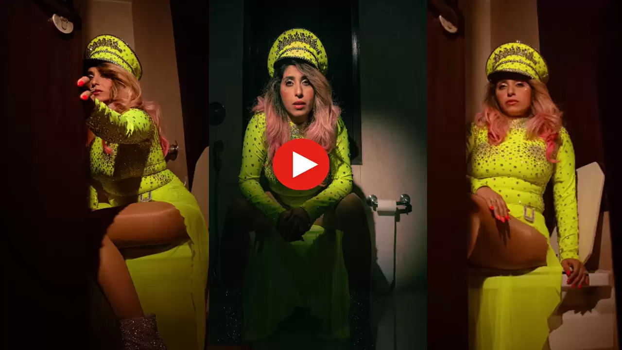 Neha Bhasin Hot Video