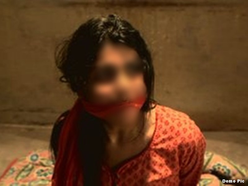 पाकिस्‍तान में सांसद के कर्मचारी ने हिंदू लड़की को किया किडनैप