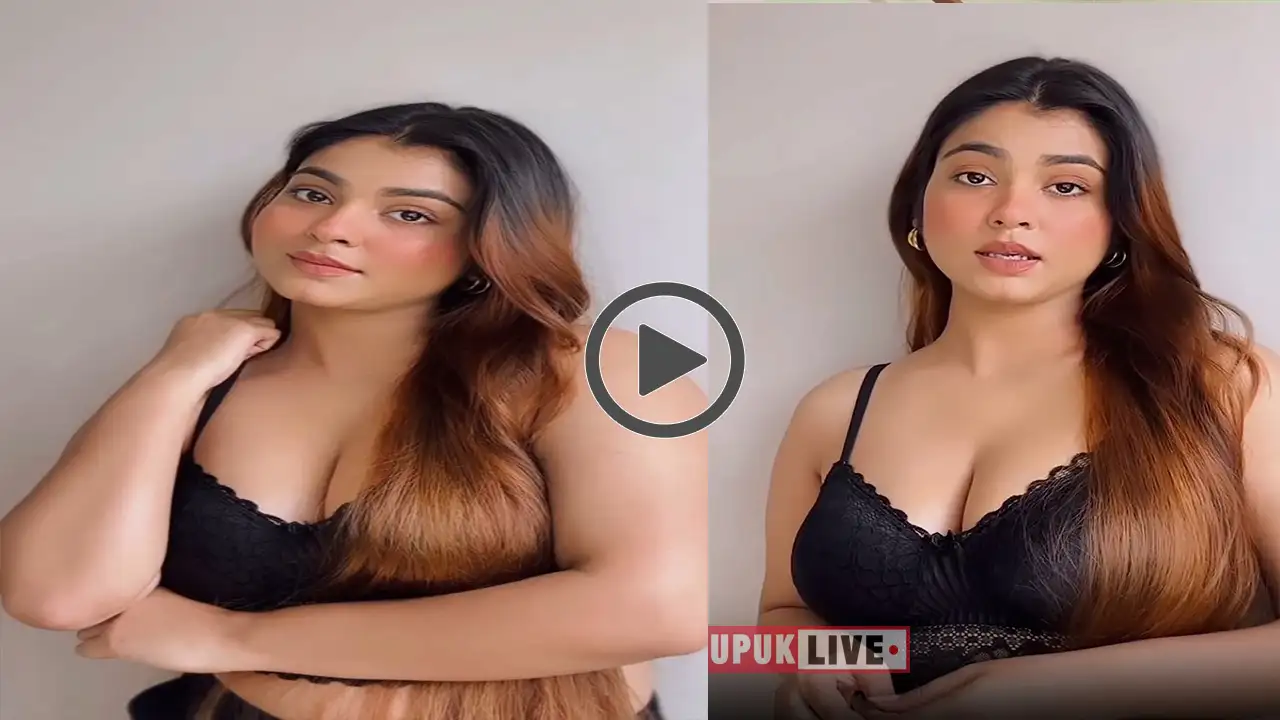 Indian Desi Sexy Video: हॉट लड़की के ब्लैक ड्रेस में बिखेरा जलवा, सेक्सी  वीडियो देख होश खो देंगे