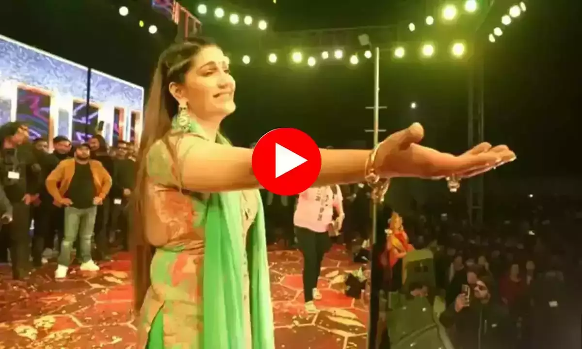 Sapna Choudhary New Video :  लोकप्रिय हरियाणवी डांसर सपना चौधरी (Sapna Choudhary) अक्सर अपने शानदार डांस मूव्स के लिए जानी जाती हैं।