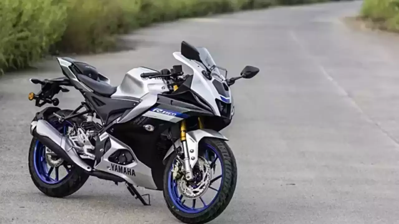 2024 Yamaha R15