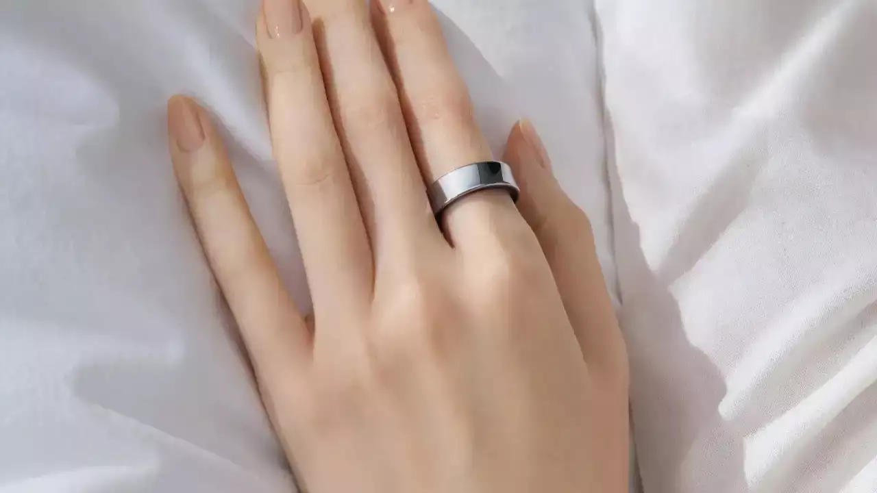 Upcoming Samsung Galaxy Ring First Look 💍 | Samsung Smart Ring - YouTube